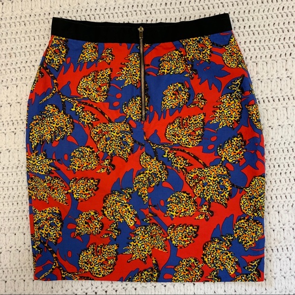 TopShop mini skirt. - Picture 2 of 4